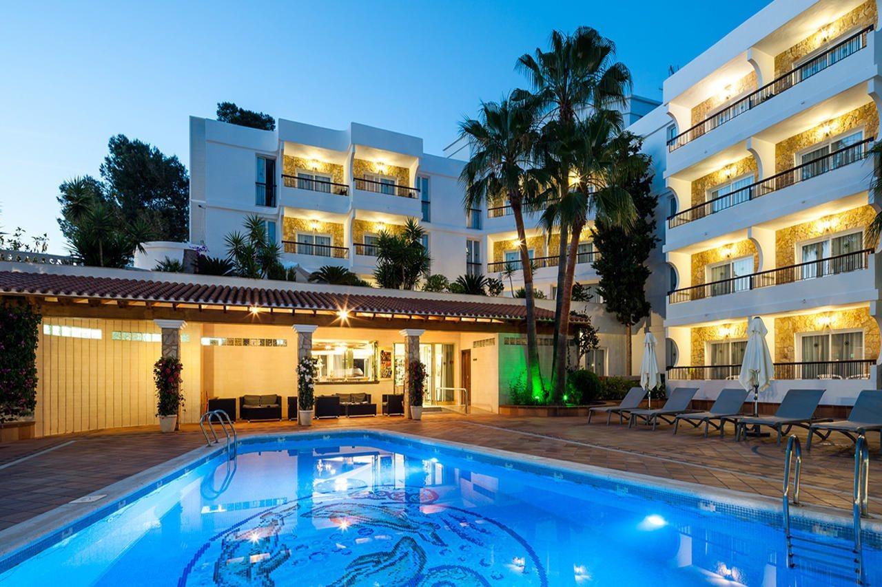Suite Hotel S'Argamassa Palace Santa Eularia des Riu Esterno foto