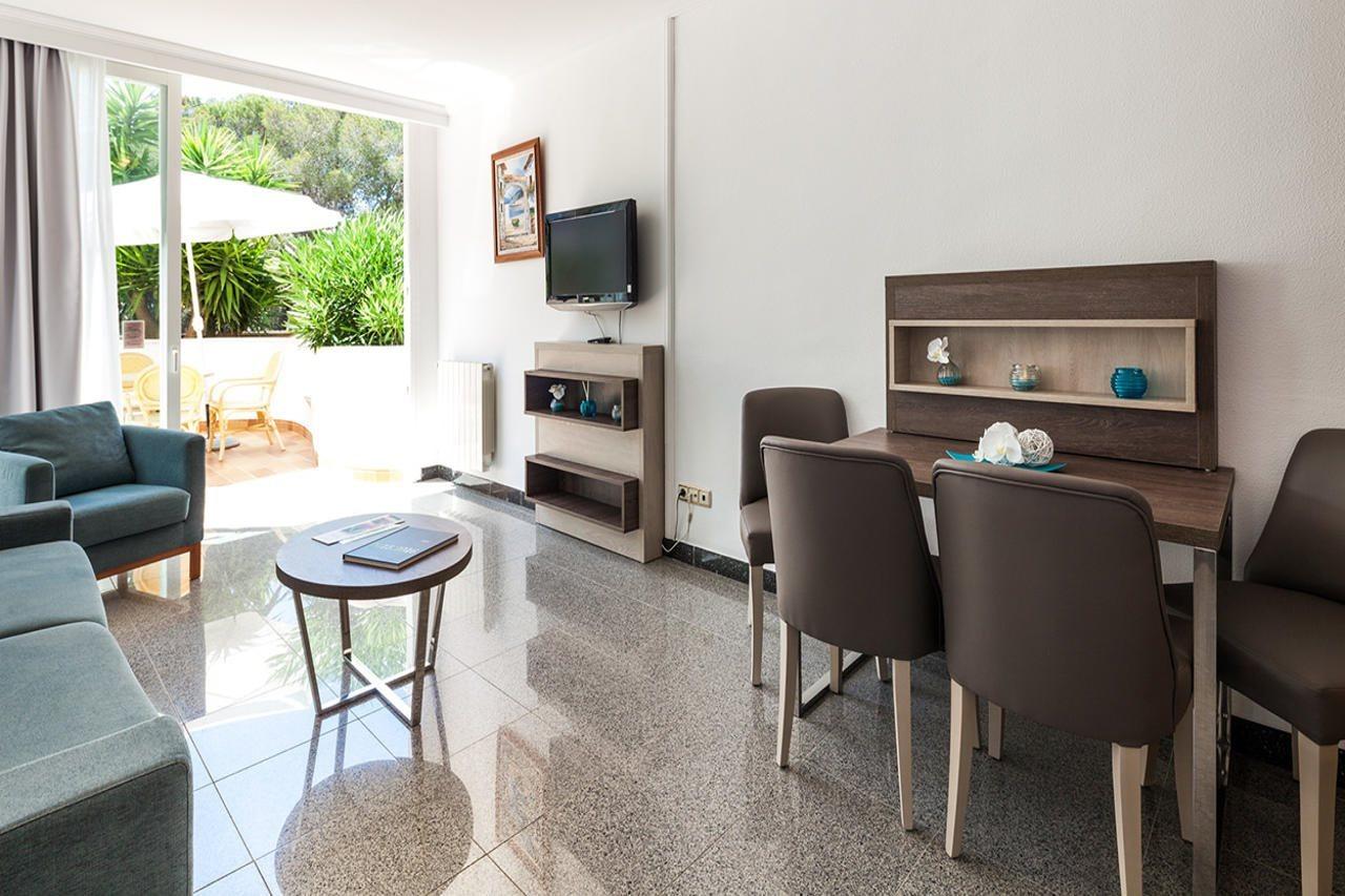 Suite Hotel S'Argamassa Palace Santa Eularia des Riu Esterno foto