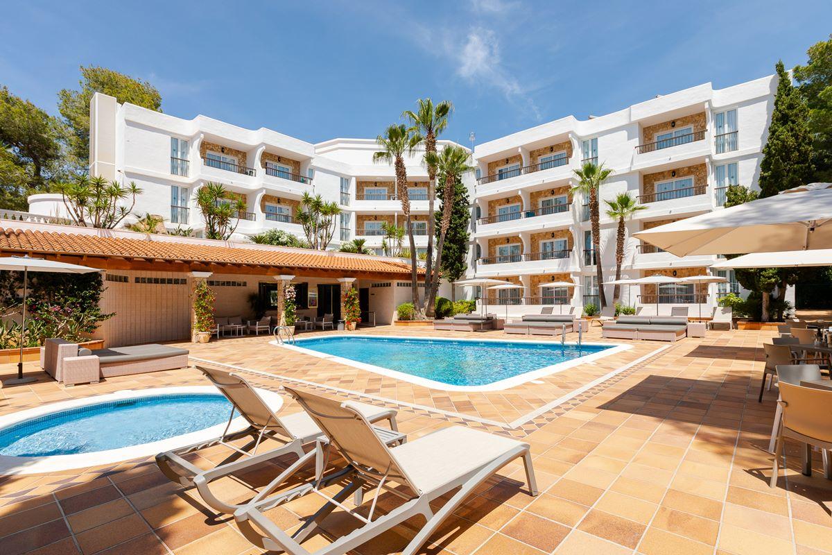 Suite Hotel S'Argamassa Palace Santa Eularia des Riu Esterno foto